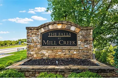 904 Mill Creek Avenue, Canton, GA 30115 - Photo 5