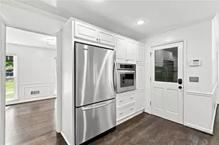 4622 Kings Down Rd, Atlanta, GA 30338 - Photo 11