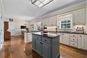 1590 Hickory Lake Dr, Snellville, GA 30078 - Photo 13