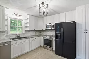 1661 Smithwood Dr, Marietta, GA 30062 - Photo 9