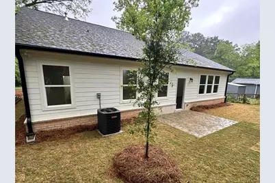 1850 W McIntosh Road, Griffin, GA 30223 - Photo 11