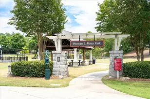1944 James Red Moore Blvd, Atlanta, GA 30318 - Photo 59