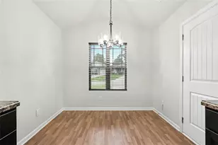 2362 Glebe Ct, Hampton, GA 30228 - Photo 5