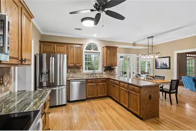 1623 Brentwood Crossing SE, Conyers, GA 30013 - Photo 15