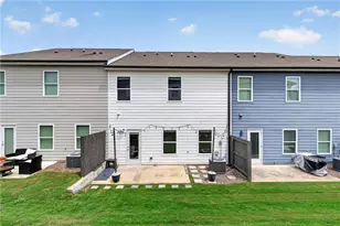 4711 Fairfax Dr, Oakwood, GA 30566 - Photo 5