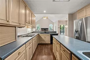 536 Peachtree Rd, Hoschton, GA 30548 - Photo 11