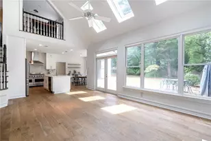 4027 Stephens Mill Run NE, Atlanta, GA 30342 - Photo 9