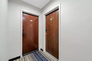 3324 Peachtree Rd NE, Atlanta, GA 30326 - Photo 9
