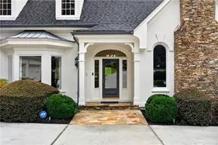 950 Tiverton Ln, Johns Creek, GA 30022 - Photo 5