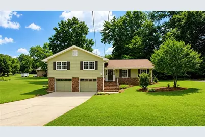 703 Foxcroft Trail SE, Marietta, GA 30067 - Photo 1
