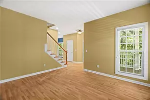 185 Thornwood Dr SE, Calhoun, GA 30701 - Photo 11