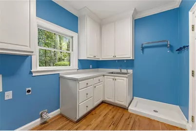 1037 Davis Drive, Sandy Springs, GA 30327 - Photo 29
