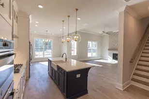 1010 Eastman Ct, Hoschton, GA 30548 - Photo 3