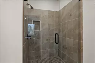 205 Mission Wy, Atlanta, GA 30315 - Photo 17