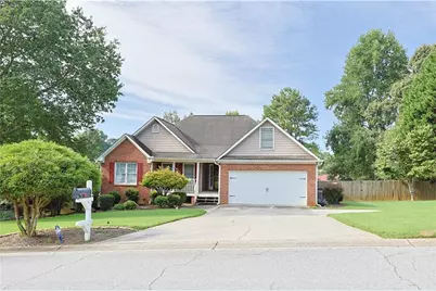 2015 Harfield Ct, Bethlehem, GA 30620 - Photo 3