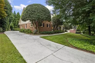 4791 Layfield Dr, Dunwoody, GA 30338 - Photo 45