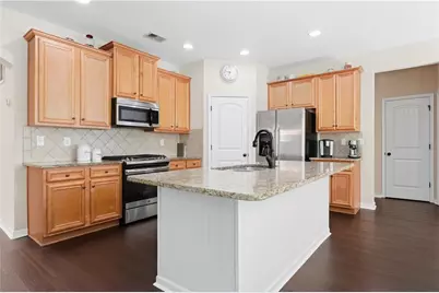 2710 Evan Manor Lane, Cumming, GA 30041 - Photo 11