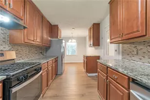 2756 Homeland Dr, Atlanta, GA 30360 - Photo 5