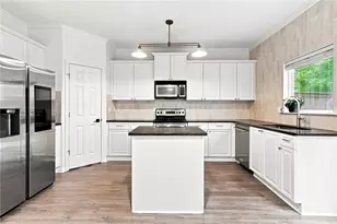 1465 Liberty Pkwy NW, Atlanta, GA 30318 - Photo 9