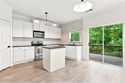 1465 Liberty Parkway NW #2108, Atlanta, GA 30318 - Photo 7