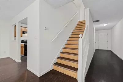 330 Parkway Road, Union City, GA 30291 - Photo 11