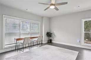 3131 Stonegate Dr SW, Atlanta, GA 30331 - Photo 13