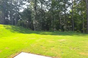 523 Grover St, Hoschton, GA 30548 - Photo 17