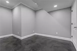 8325 Riverbirch Dr, Roswell, GA 30076 - Photo 29