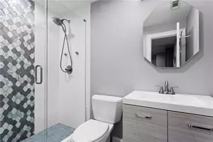 8325 Riverbirch Dr, Roswell, GA 30076 - Photo 27