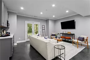 8325 Riverbirch Dr, Roswell, GA 30076 - Photo 25
