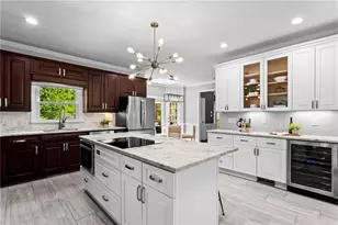 8325 Riverbirch Dr, Roswell, GA 30076 - Photo 11