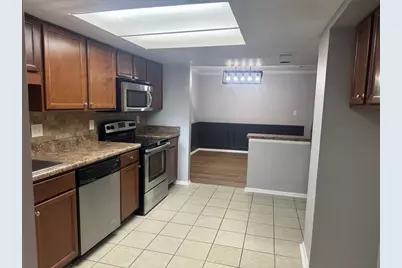 2207 Surrey Court SE, Marietta, GA 30067 - Photo 3