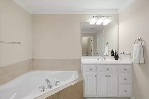 1262 Brickton Dr NW, Atlanta, GA 30318 - Photo 25