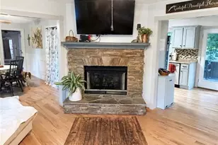 914 Whooping Creek Rd, Carrollton, GA 30116 - Photo 3
