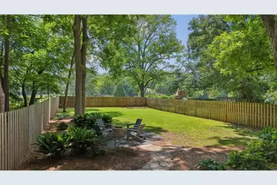 98 2nd Avenue SE, Atlanta, GA 30317 - Photo 9