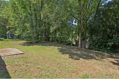1050 Chapman Circle, Stone Mountain, GA 30088 - Photo 33