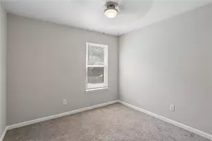 1050 Chapman Cir, Stone Mountain, GA 30088 - Photo 23