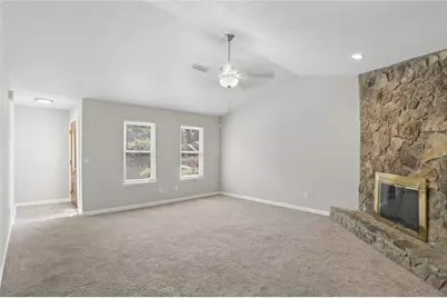 1050 Chapman Circle, Stone Mountain, GA 30088 - Photo 5