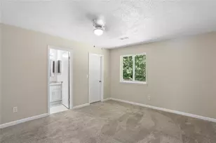 1050 Chapman Cir, Stone Mountain, GA 30088 - Photo 27