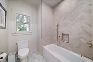 2603 Dogwood Terrace NE, Atlanta, GA 30319 - Photo 35