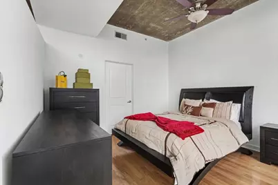 400 W Peachtree Street NW #1812, Atlanta, GA 30308 - Photo 3