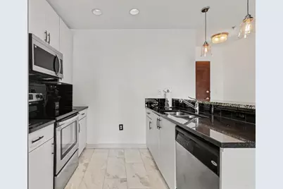 400 W Peachtree Street NW #1812, Atlanta, GA 30308 - Photo 11