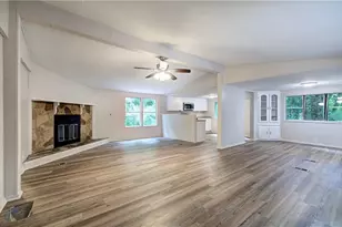 5160 E Holiday Ct SE, Acworth, GA 30102 - Photo 3