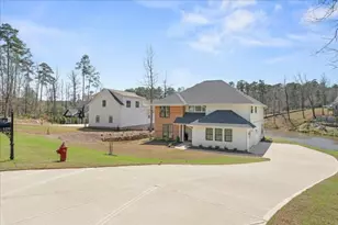 1270 Glen Eagle Dr, Greensboro, GA 30642 - Photo 1