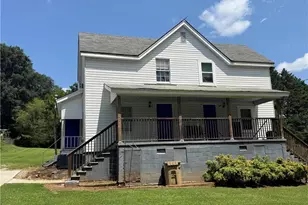 28 Quarry St, Gainesville, GA 30501 - Photo 1