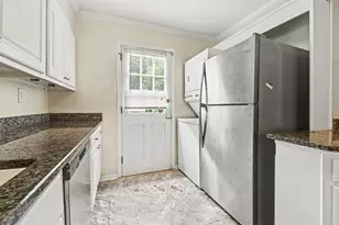 1868 Robinhill Ct, Tucker, GA 30084 - Photo 15