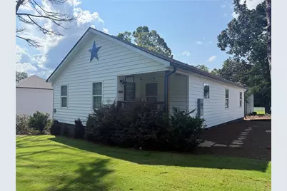 5915 Maiden Lane, Lula, GA 30554 - Photo 1