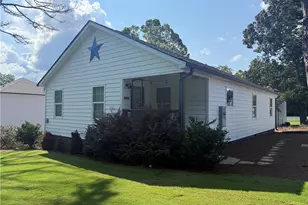 5915 Maiden Ln, Lula, GA 30554 - Photo 1