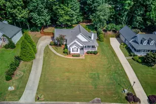 2037 Windfield Dr, Monroe, GA 30655 - Photo 5