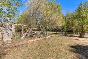 7790 Atlanta Newnan Rd, Chattahoochee Hills, GA 30268 - Photo 9